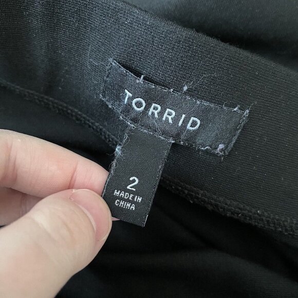 Torrid Women 2X Black Ponte Stretch Pull-On Envelope Back Midi Pencil Skirt - Picture 8 of 9